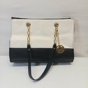 Bueno Hampton Chain Handbag Tote Purse NWOT Please See Photos